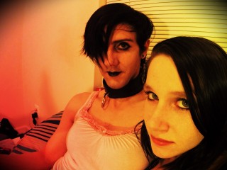 Indexed Webcam Grab of Sexygothcouple