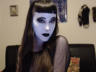 Indexed Webcam Grab of Gilded_goth