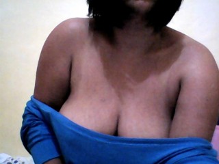Indexed Webcam Grab of Sarahbrazil