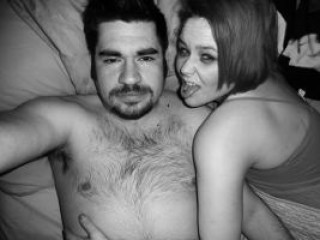 Indexed Webcam Grab of Thesexystonercouple