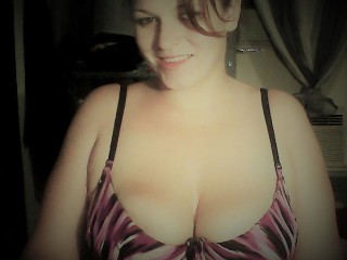Indexed Webcam Grab of Thicknjuicy26