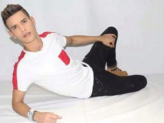 Sexy_boy_sadomasochist