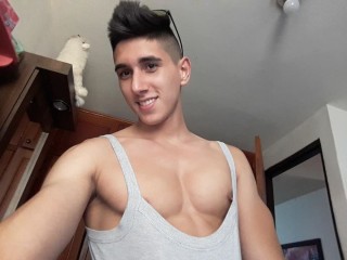 Indexed Webcam Grab of Alessandro_brand