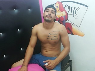 Indexed Webcam Grab of Guymusclesx