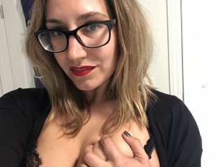 Layla_Ray
