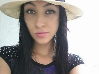 Salome_Pregnant