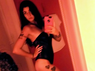 Indexed Webcam Grab of Zztopless
