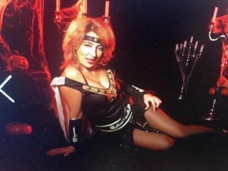 streamate MatureBlondyX webcam girl as a performer. Gallery photo 3.