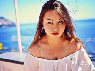 Leila_Silver
