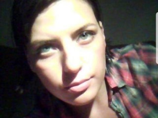 Indexed Webcam Grab of Kylie4larissa