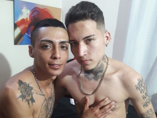 Indexed Webcam Grab of Axel_and_kody