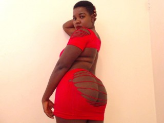 curvyblackqueenxx webcam girl as a performer. Gallery photo 3.