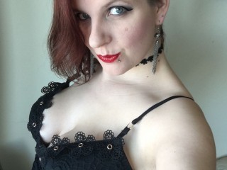 SexyNomad webcam girl as a performer. Gallery photo 2.