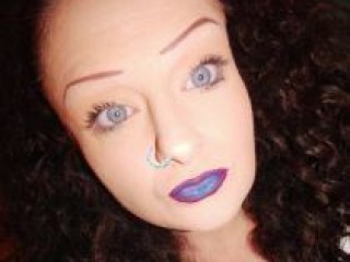 Supersquirtz webcam girl as a performer. Gallery photo 1.