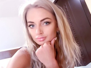 Indexed Webcam Grab of Blue_eyed_blonde