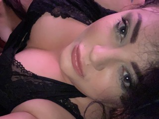 crystaldenison webcam girl as a performer. Gallery photo 3.