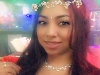 Brittanilove webcam girl as a performer. Gallery photo 4.