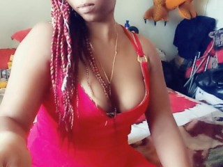 Luxury773 webcam girl as a performer. Gallery photo 4.