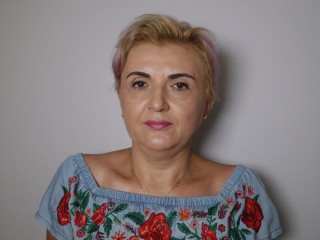 IssabelaBella webcam girl as a performer. Gallery photo 1.