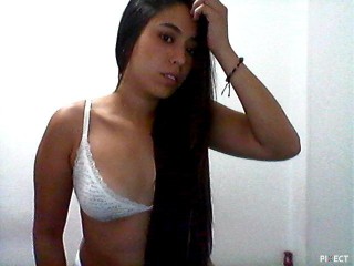 Indexed Webcam Grab of Lilly_sanders