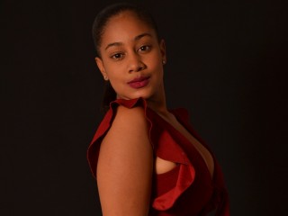 HannaMalak webcam girl as a performer. Gallery photo 2.