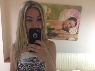 Indexed Webcam Grab of Marisa_blonde