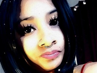 parisbeautiful webcam girl as a performer. Gallery photo 3.