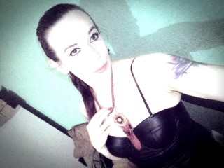 Amatista_19 webcam girl as a performer. Gallery photo 2.