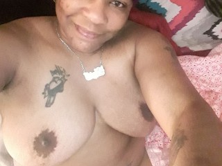 TOMBOY webcam girl as a performer. Gallery photo 3.