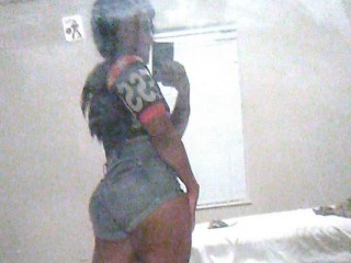 Indexed Webcam Grab of Lexiislimthick