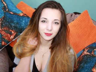 Arianna2020 webcam girl as a performer. Gallery photo 2.