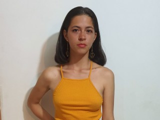 avristeel webcam girl as a performer. Gallery photo 1.