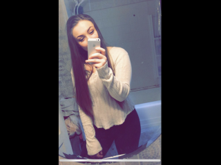 LilSexiVivian webcam girl as a performer. Gallery photo 4.