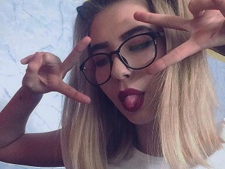 Annet_Nice webcam girl as a performer. Gallery photo 4.