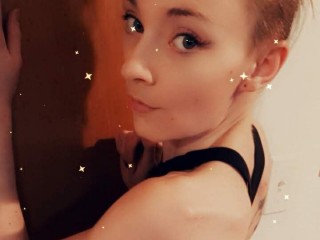 NikkiNobelX webcam girl as a performer. Gallery photo 1.