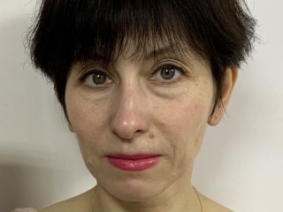 ameliholmes69 webcam girl as a performer. Gallery photo 1.