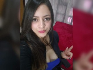 Katy_Saenz_69 webcam girl as a performer. Gallery photo 2.