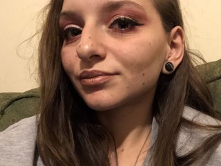 LisaOsullivan webcam girl as a performer. Gallery photo 2.