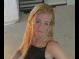 summermath69 webcam girl as a performer. Gallery photo 1.