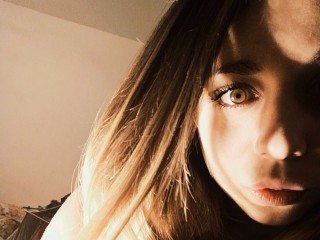 Anny_Ellison webcam girl as a performer. Gallery photo 1.