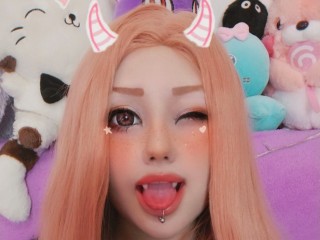 KitsuneKawaii webcam girl as a performer. Gallery photo 1.
