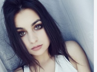 ElenaDays webcam girl as a performer. Gallery photo 1.