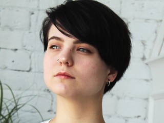 AlexLutz webcam girl as a performer. Gallery photo 2.