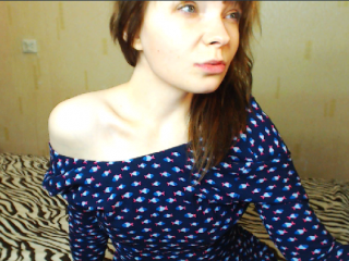 CHERRY_PERRY webcam girl as a performer. Gallery photo 3.