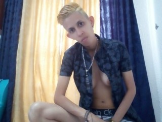 Indexed Webcam Grab of Boy_trans