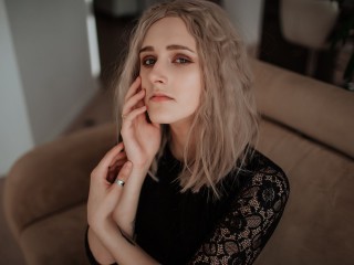 ELIZABET_PAK webcam girl as a performer. Gallery photo 1.