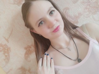 Bella150 webcam girl as a performer. Gallery photo 2.