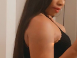 Indexed Webcam Grab of Aaliyahbadass