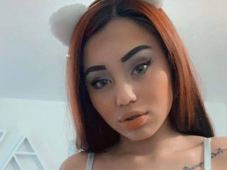 Karly_oz webcam girl as a performer. Gallery photo 2.