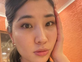 Pimolana18 webcam girl as a performer. Gallery photo 1.